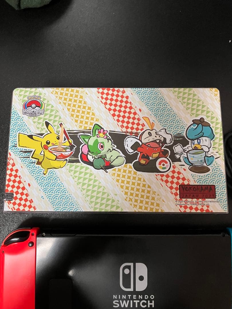 Nintendo Switch 本体 、カバー、アダプタ