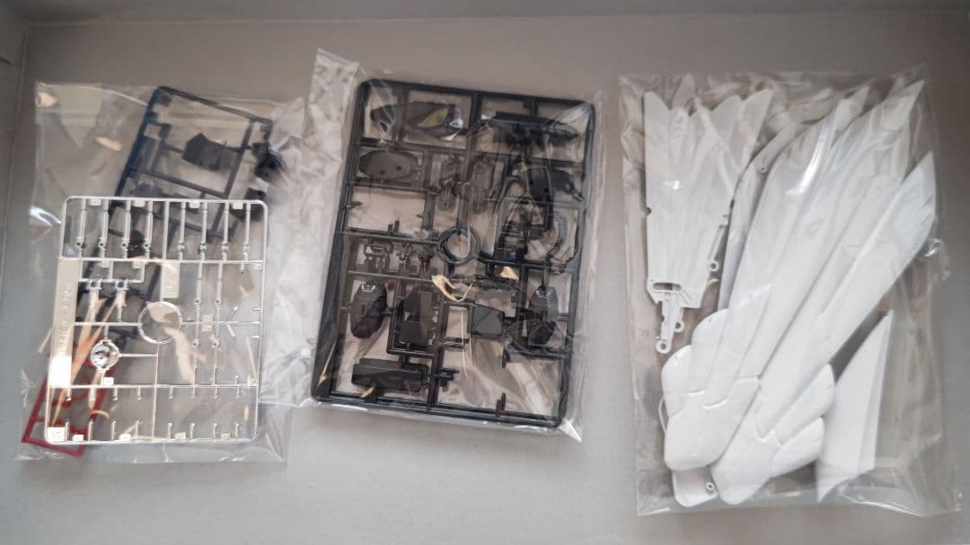 新機動戦記ガンダムW PG 1/60 ウイングガンダム　ゼロカスタム　ジャンク