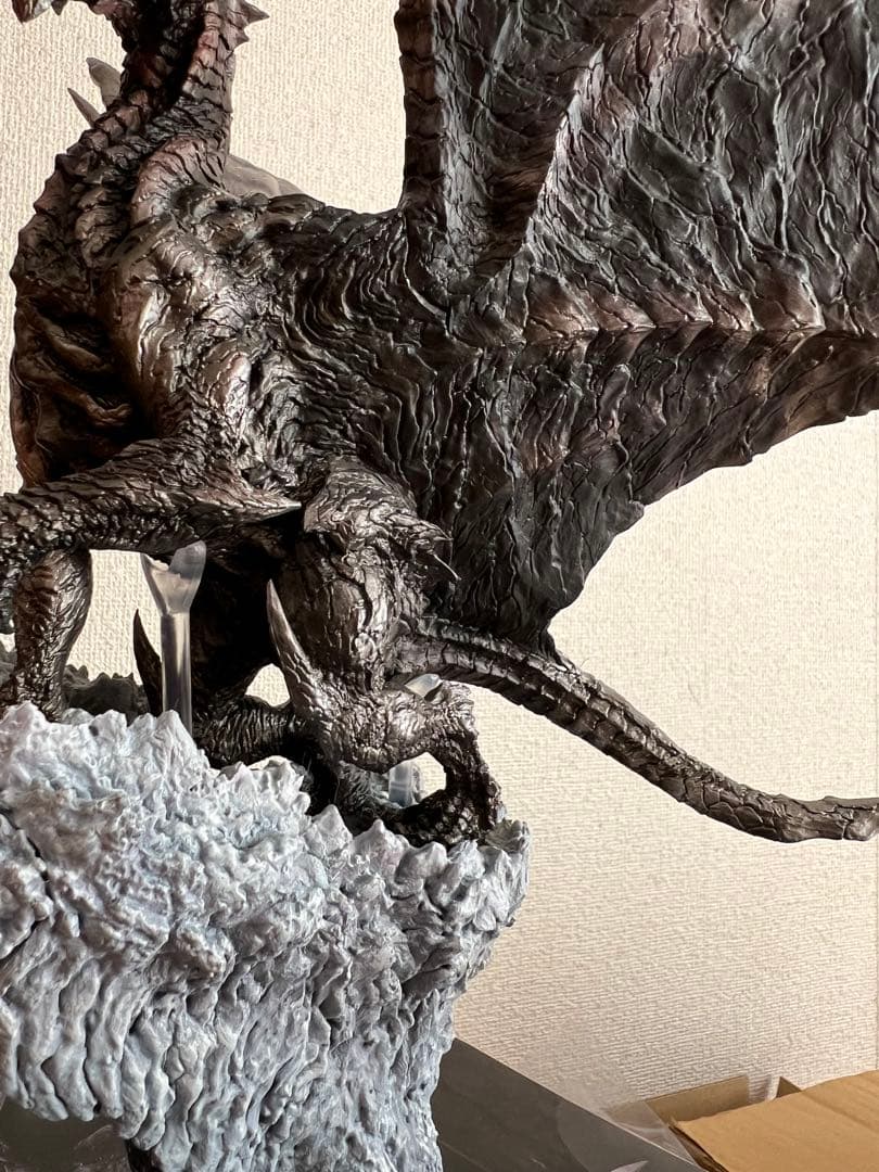 モンハン　クリエイターズモデル　鋼龍　クシャルダオラ　箱付