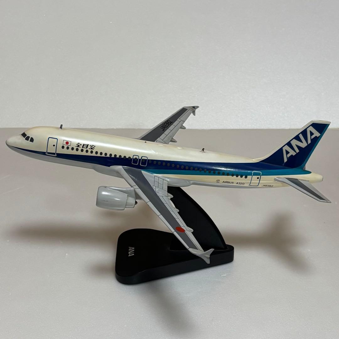 レア1/100 ANA全日空塗装　エアバスA320 JA8382
