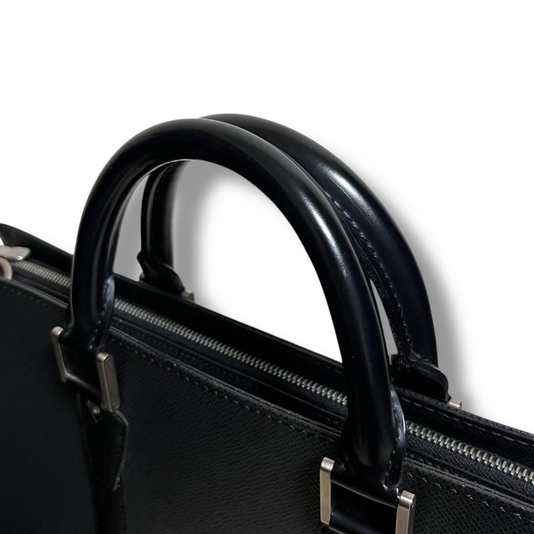 極美品 ルイヴィトン M30052 タイガ ポルトドキュマン ロザン ビジネス