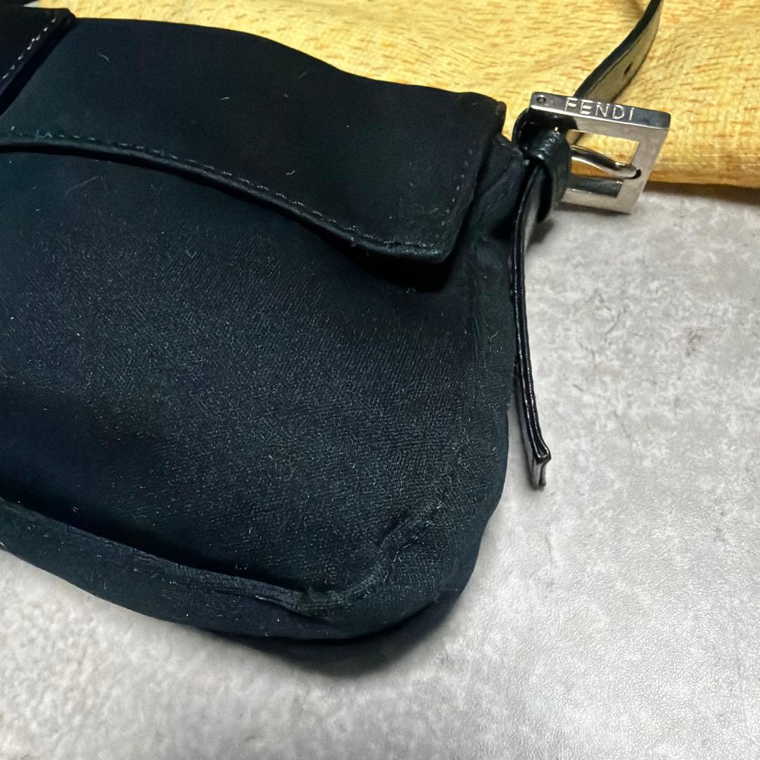 美品　FENDI フェンディ マンマバケット ハンドバッグ ブラック ジャージー