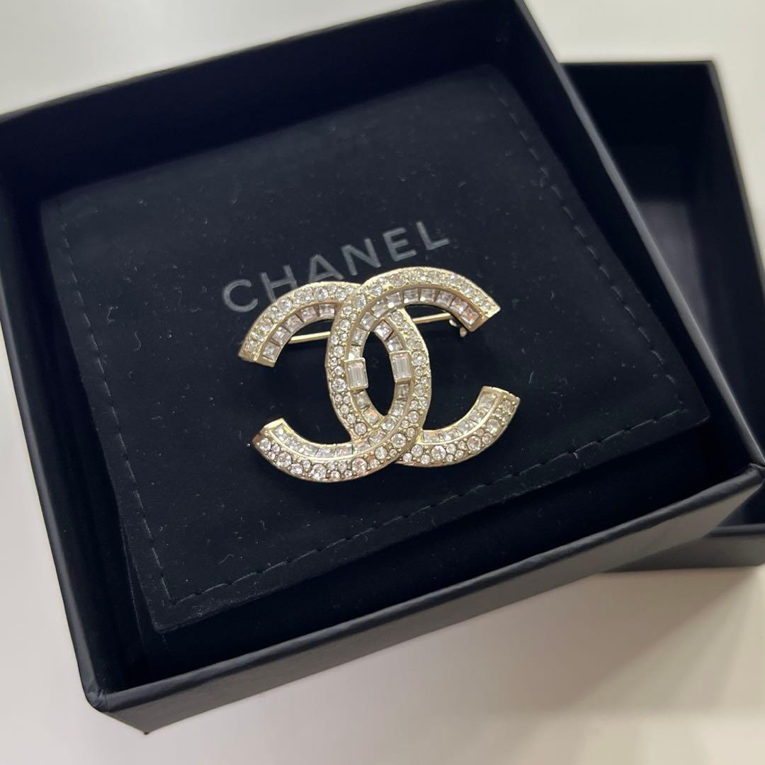 美品　CHANEL ブローチ シャンパンゴールド