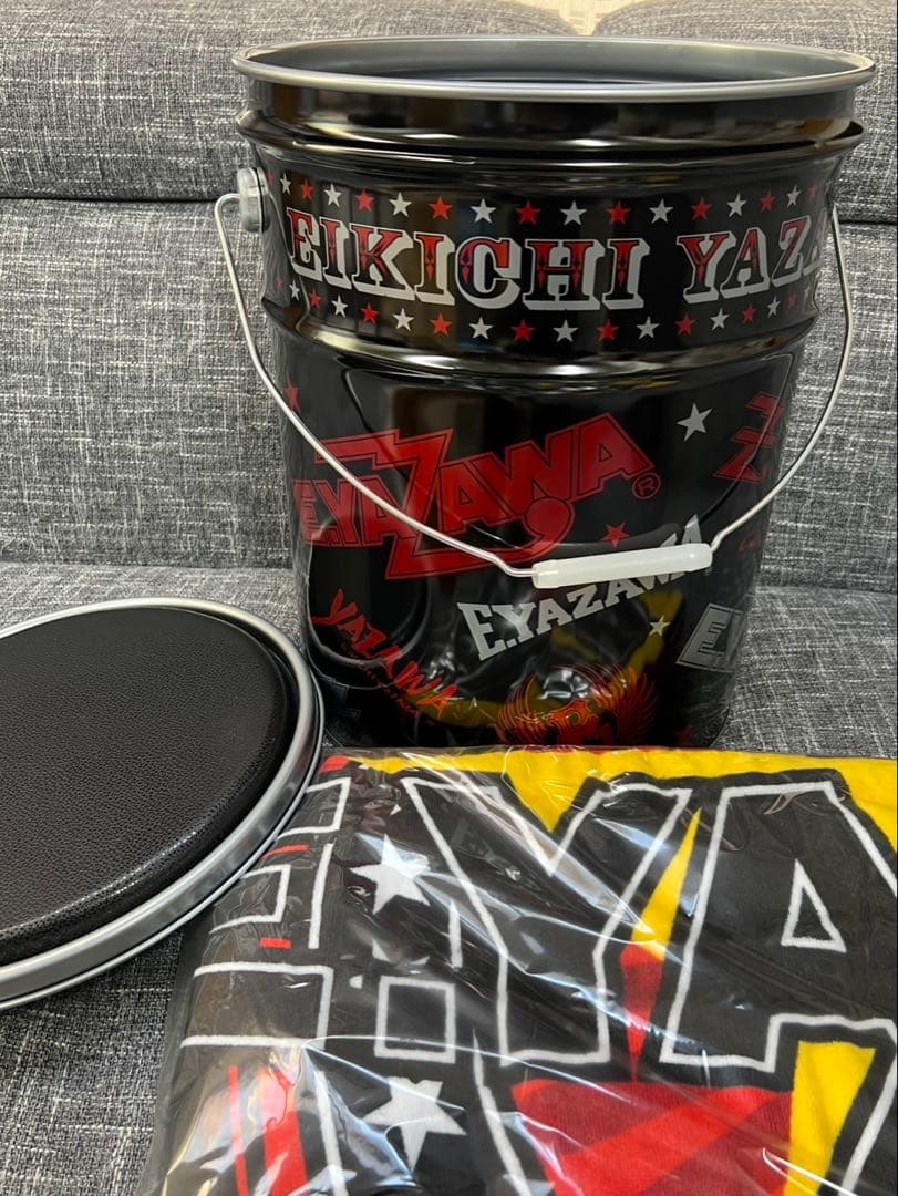 【新品未使用】矢沢永吉　チェアー缶　スペシャルビーチタオルセット