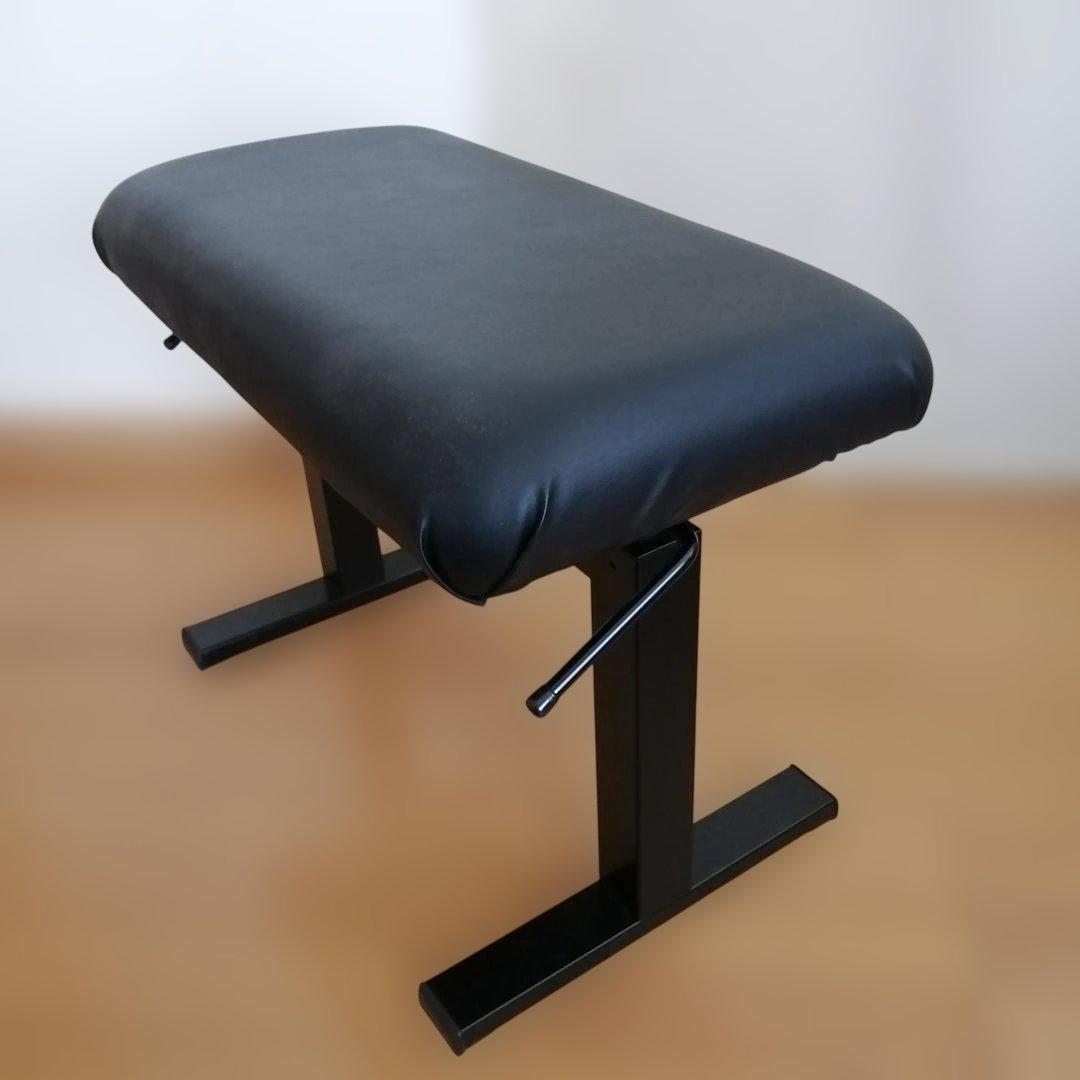 スタインウェイ＆サンズ社　昇降　ピアノ椅子