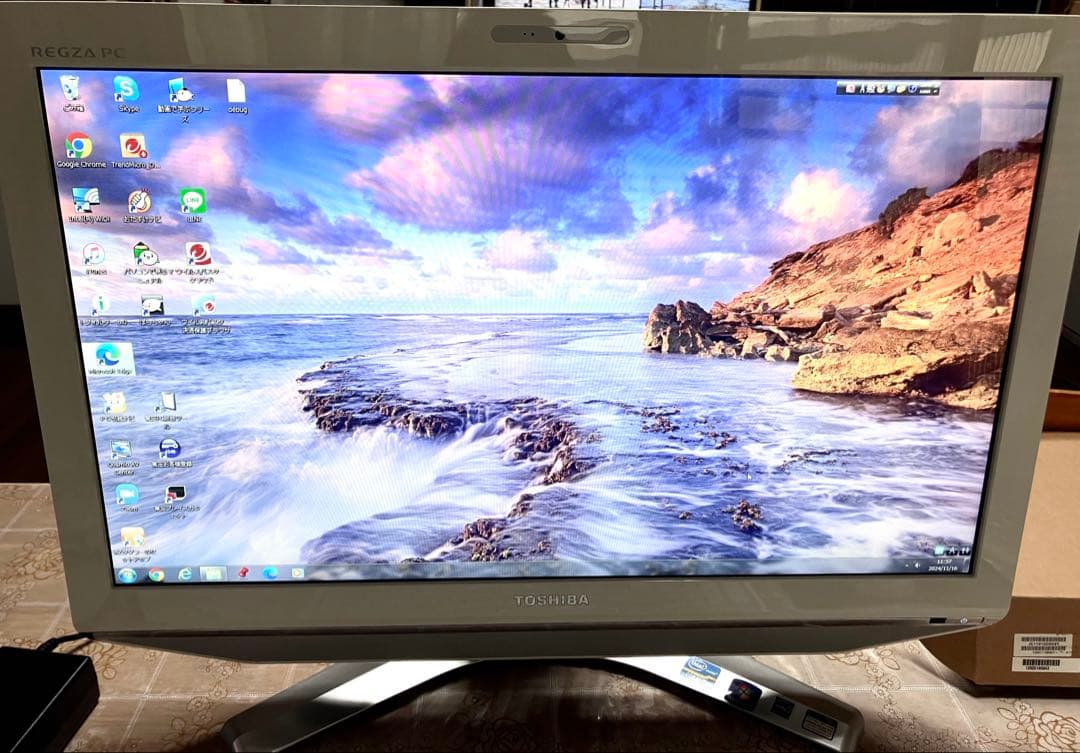 東芝レグザ　一体型パソコン　ＴＶチューナー付　Ｗ録画機能あり
