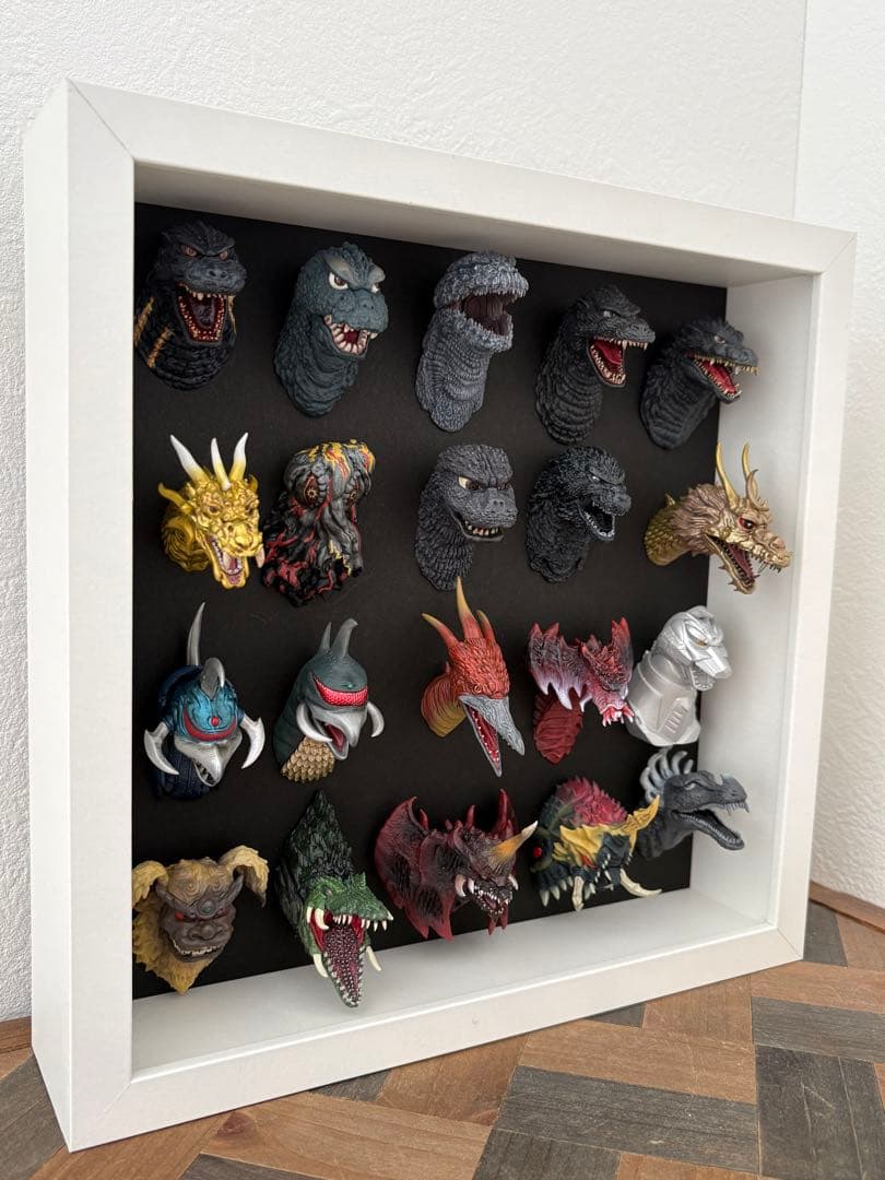 ゴジラ 一番くじ モンスターヘッドマグネット 20個 額装 コレクションボックス