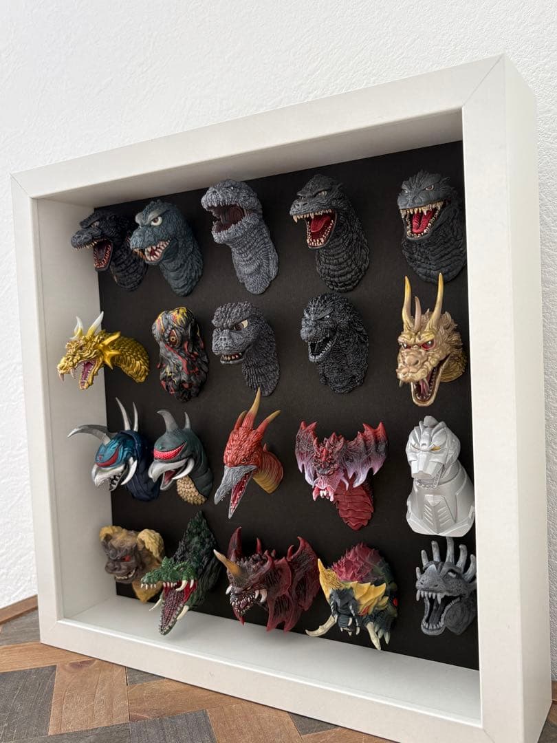 ゴジラ 一番くじ モンスターヘッドマグネット 20個 額装 コレクションボックス