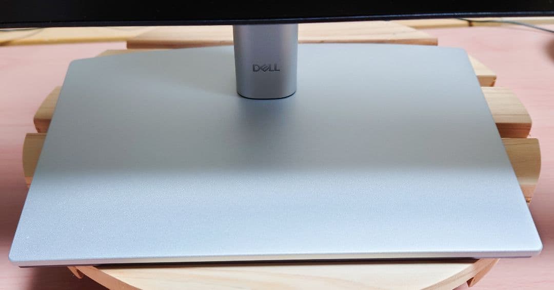 Dell U2723QX 27インチ 4K モニター デル （U2723QE）