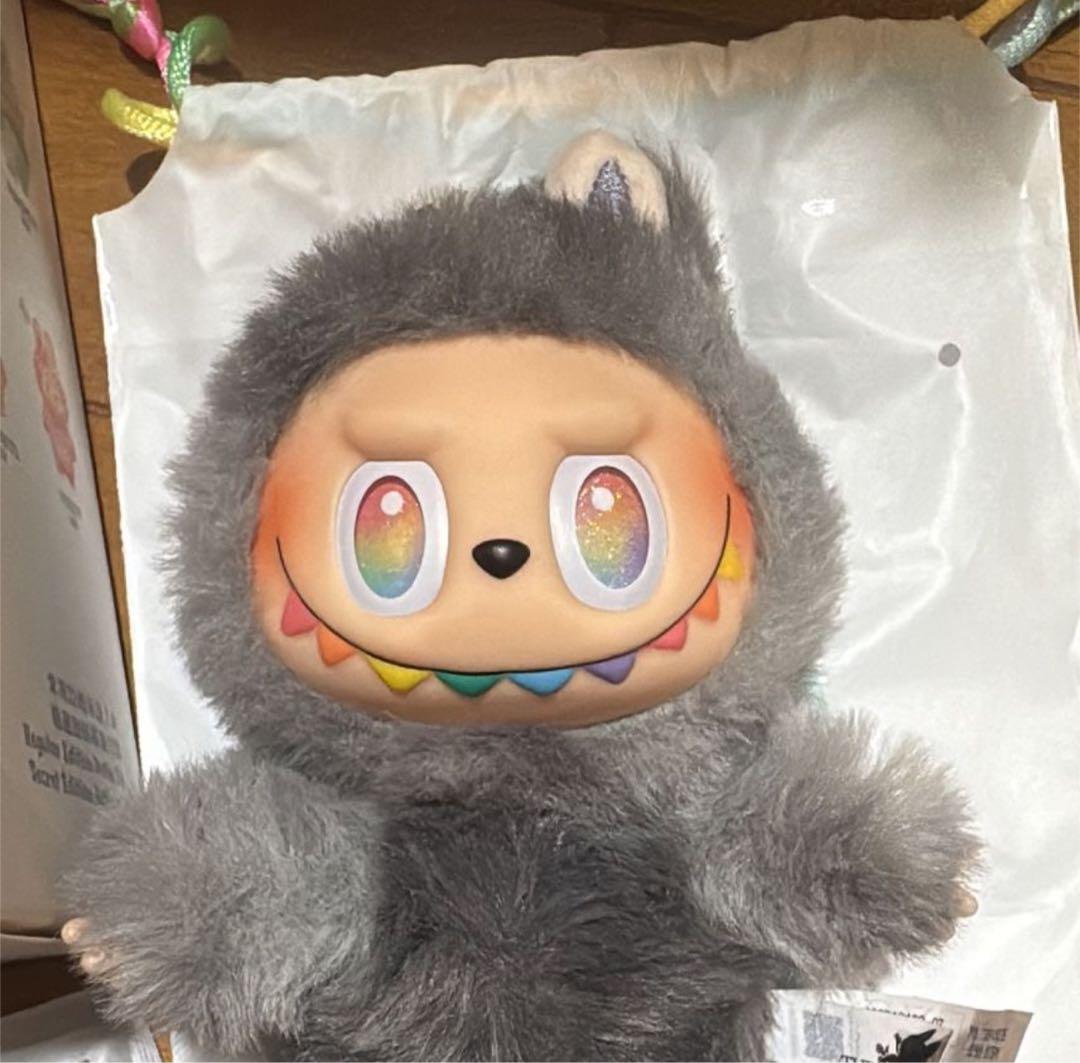 ラブブLABUBU Big into Energy 正規品　シークレット