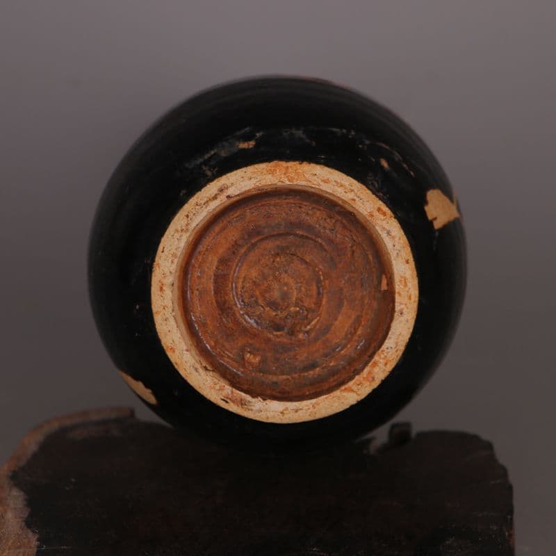 宋吉州窯黒釉彫花蒜頭瓶  景徳鎮 陶磁器 装飾品 工芸品 美術品 置物