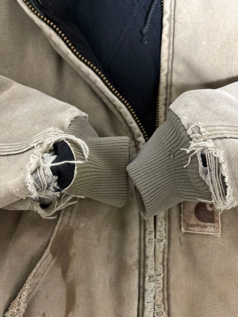 鬼フェード　ボロ　Carhart アクティブジャケット　希少サイズM