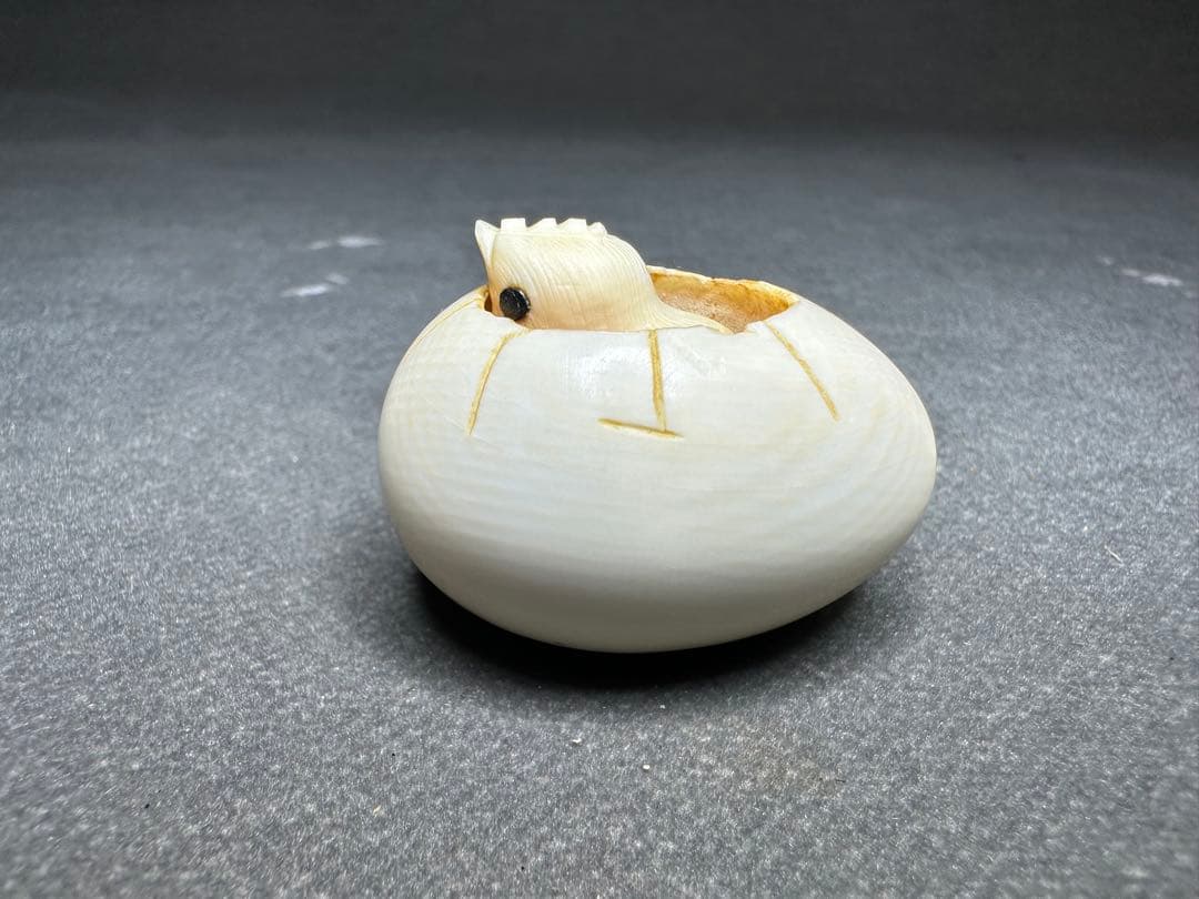 極上　根付　天然素材　アンティーク　和彫　置物　骨董　飾り物古美術品　細密細工