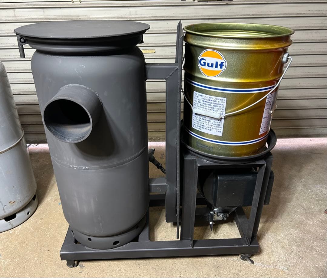 鍛冶工のプロが製作 廃油 ストーブ 送料無料 スライド蓋　キャスターロック付