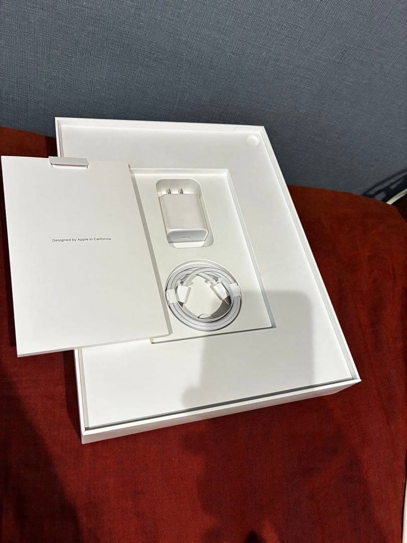 Apple iPad Air 13インチ　M2 モデル　1TB 本体