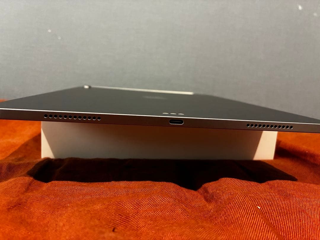 Apple iPad Air 13インチ　M2 モデル　1TB 本体