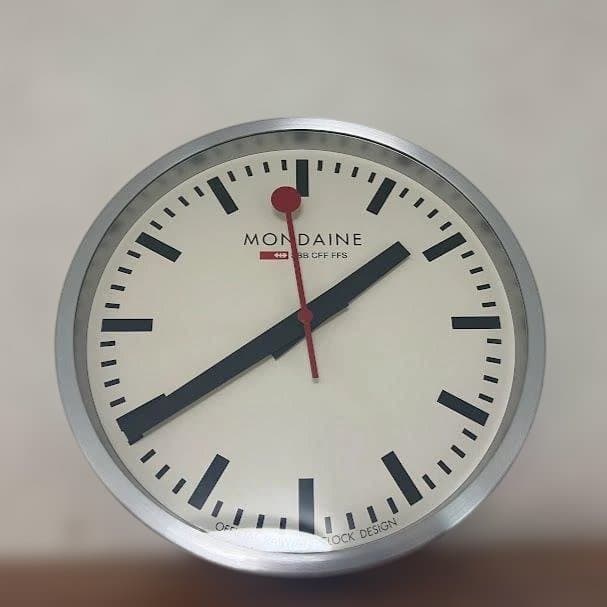 モンディーン MONDAINE 掛け時計 ウォールクロック 25cm
