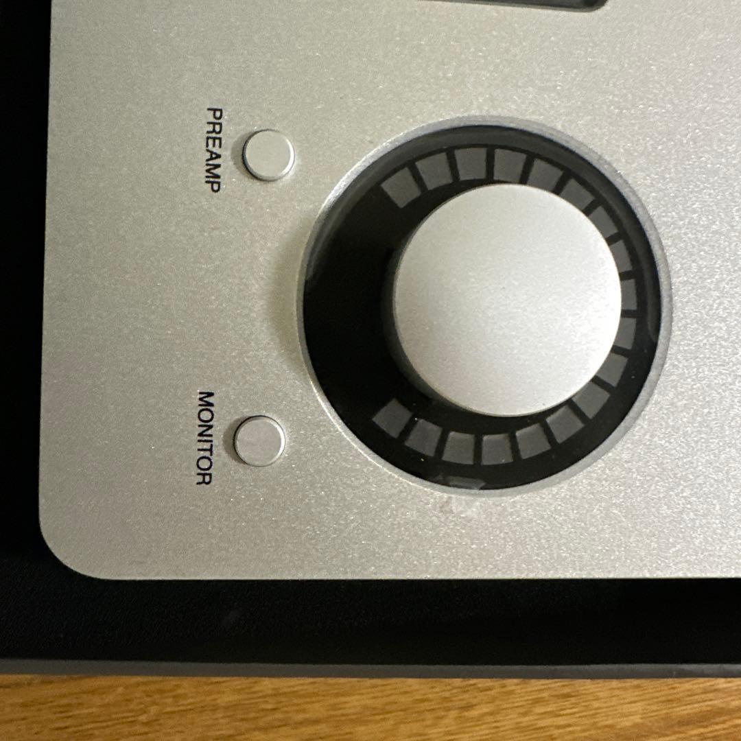 Universal Audio apollo soloオーディオインターフェース