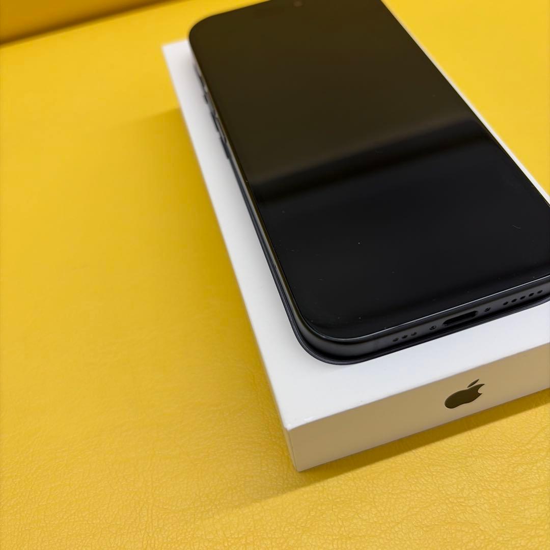 Apple iPhone 15ブラック 本体 SIMフリー512gb