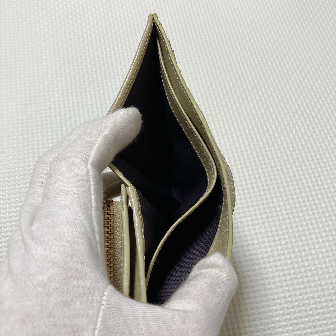 未使用　VivienneWestwood レザー二つ折り財布　マルチカラー