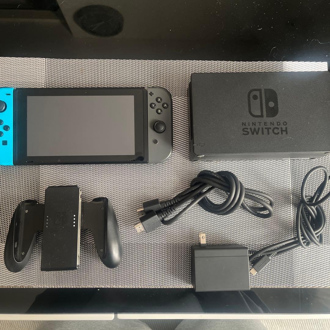 Nintendo Switch 本体 青/黒 ドック付き