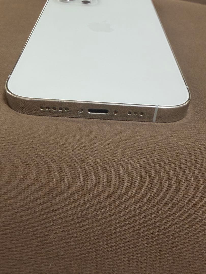 iPhone 12 Pro シルバー128GB SIMフリー 美品