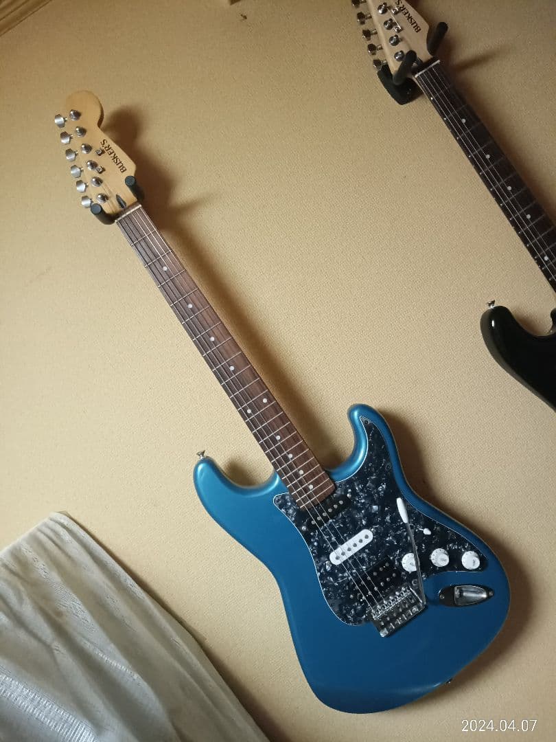 ☆MG4☆新品弦交換済☆美品☆BÙSKER'S ストラト ブルーM SSH☆