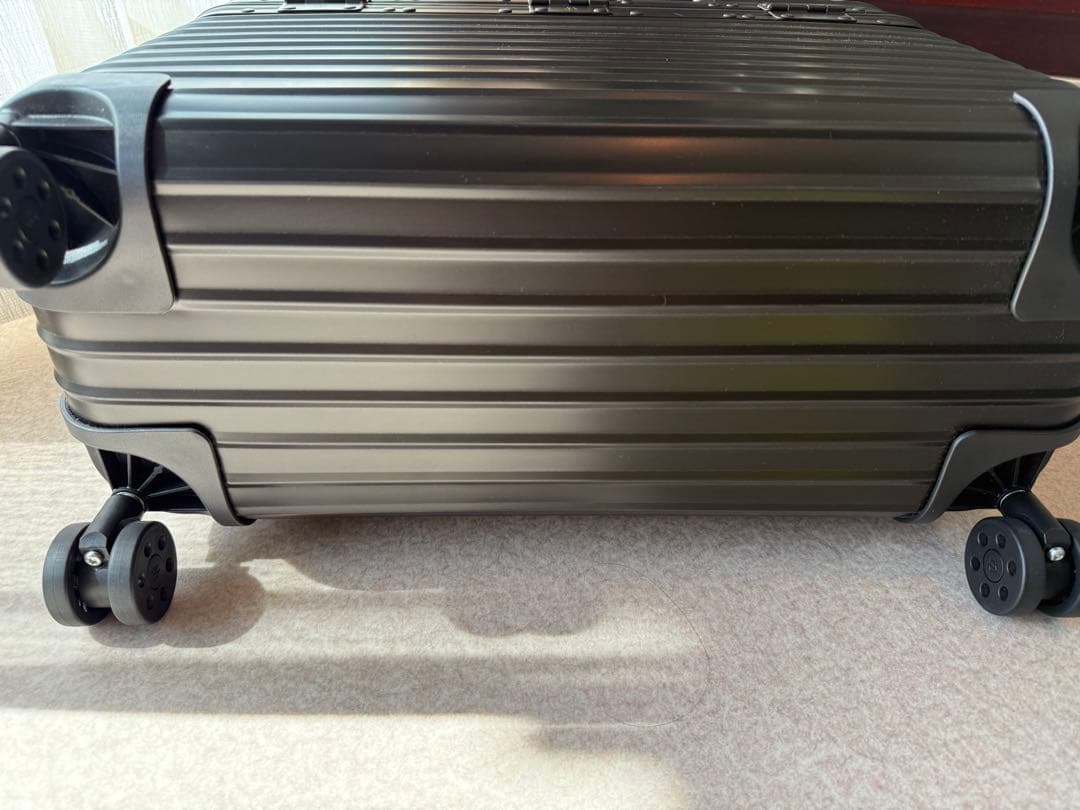 RIMOWA ORIGINAL PILOT リモワパイロット　ブラック