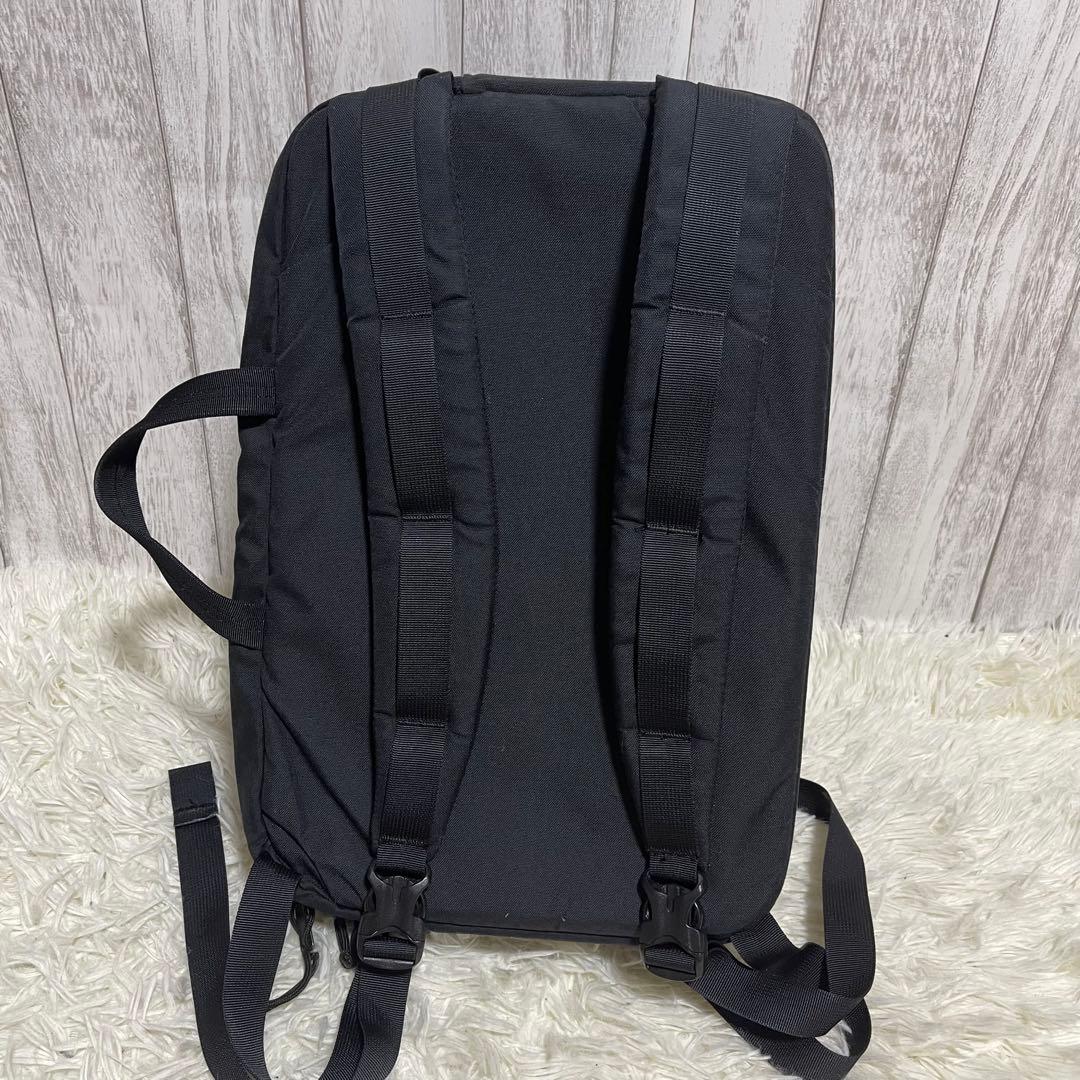 古着◎おこめちゃん　ミステリーランチ ブリーフケース 22L 黒