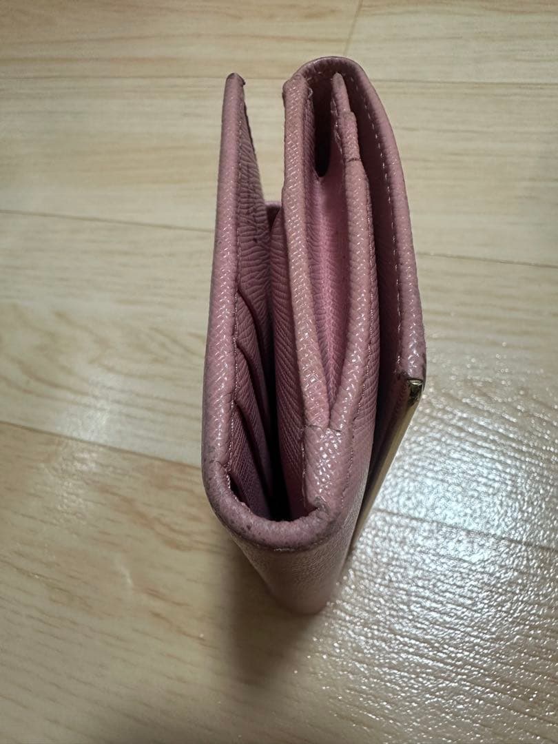 PRADA 二つ折り財布 レザーピンク