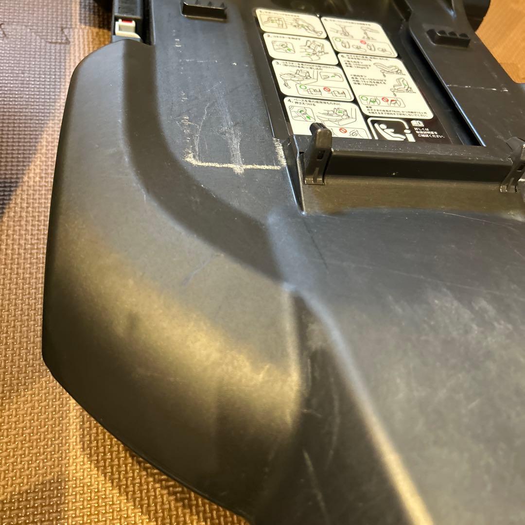 Combi ISOFIXチャイルドシート