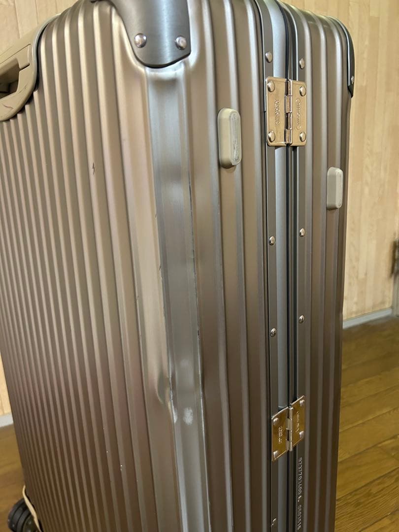 【美品】 RIMOWA TOPASチタニウム 98L 4輪