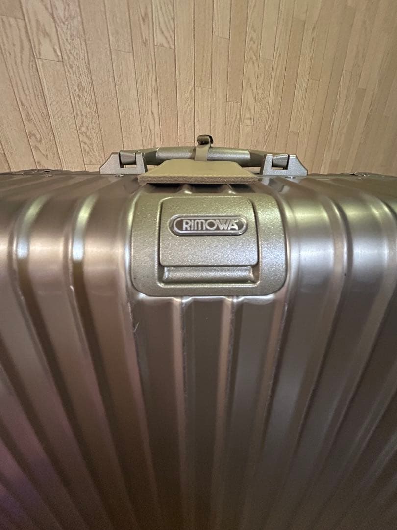 【美品】 RIMOWA TOPASチタニウム 98L 4輪