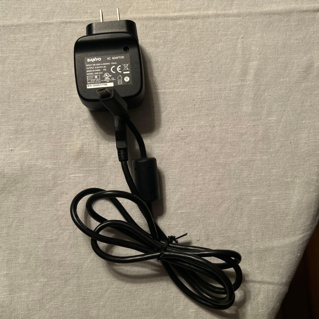 SANYO Xacti フルHD ビデオカメライエロー 防水