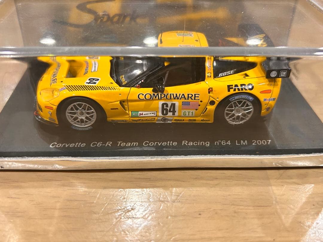 Spark Corvette C6-R コルベット　ミニカー 廃盤品