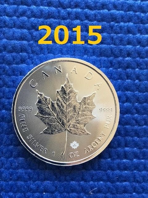 2015年 メープルリーフ銀貨 31.1g (１ オンス)
