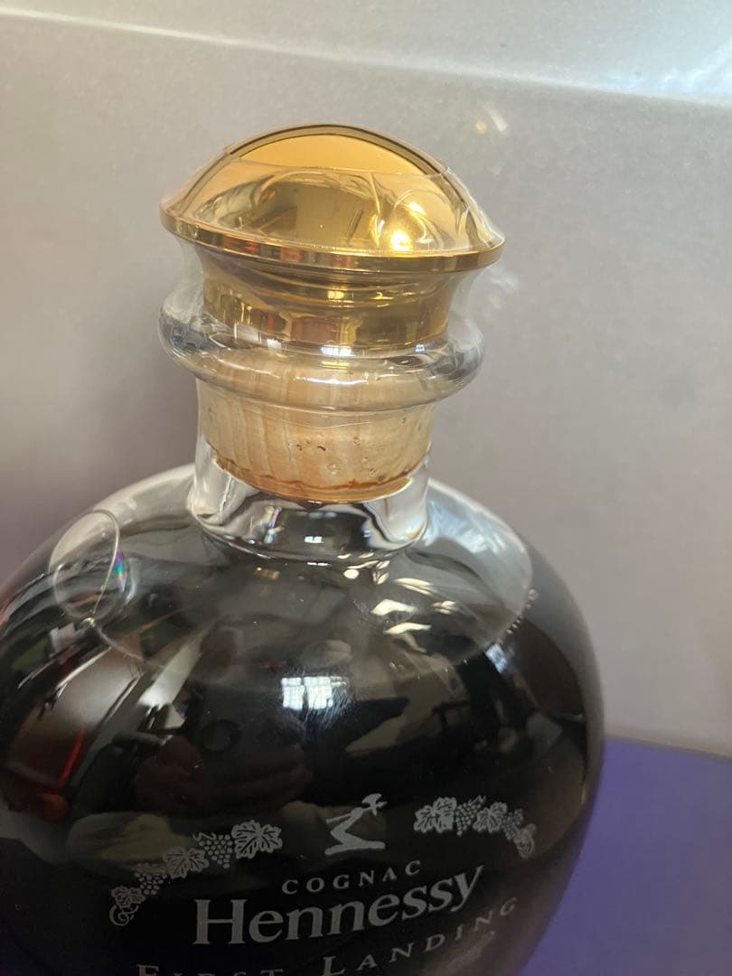 Hennessy Cognac First Landing 1868 ボックス入