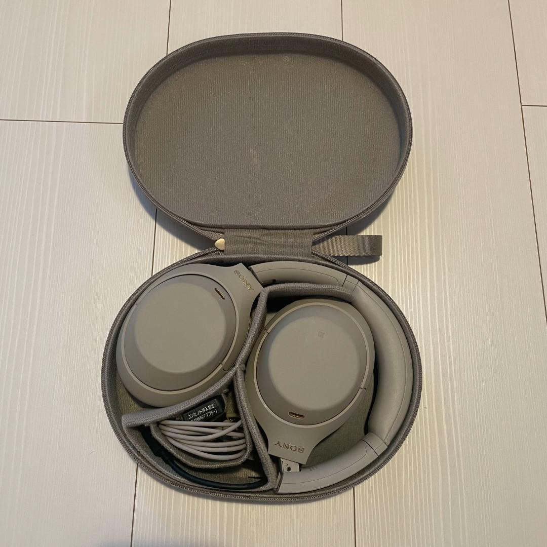 SONY ワイヤレスヘッドホン WH-1000 XM4 プラチナシルバー