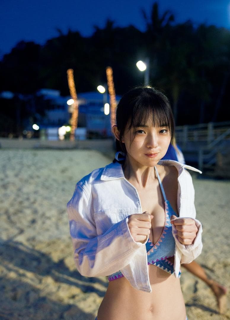 菊池姫奈A4サイズピンナップ12枚組