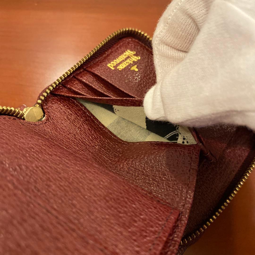 【極美品】ヴィヴィアン ニつ折り財布　金オーブ　エグゼクティブ　ボルドー　赤
