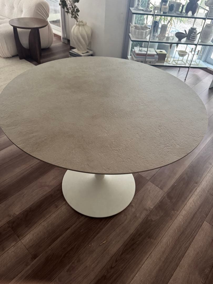 【くろ】BoConcept New York ダイニングテーブル