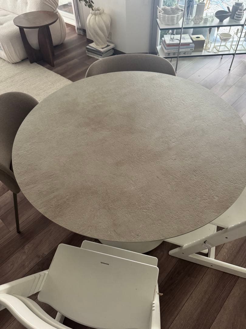 【くろ】BoConcept New York ダイニングテーブル