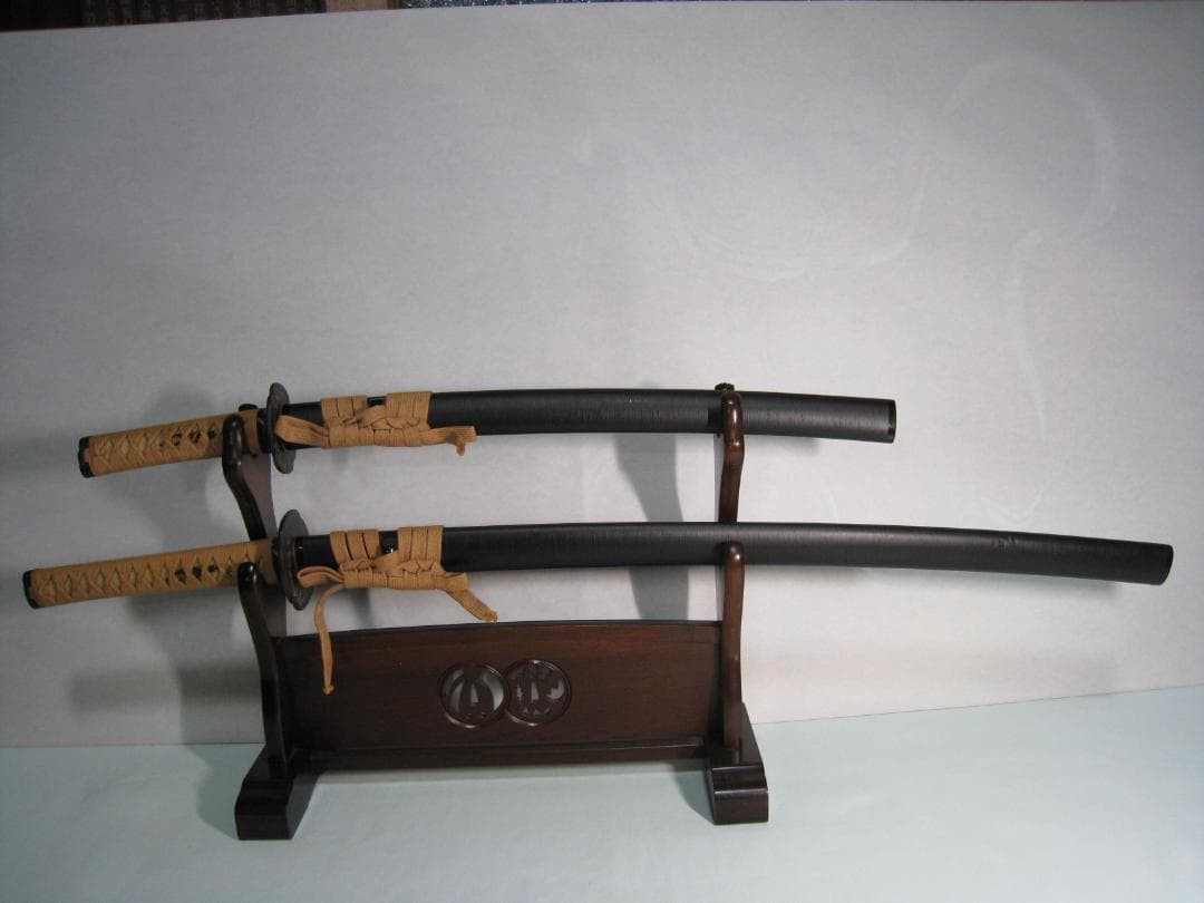 【五郎入道正宗】高級本格居合刀　大小（模造刀）　日本アンティックギャラリー製