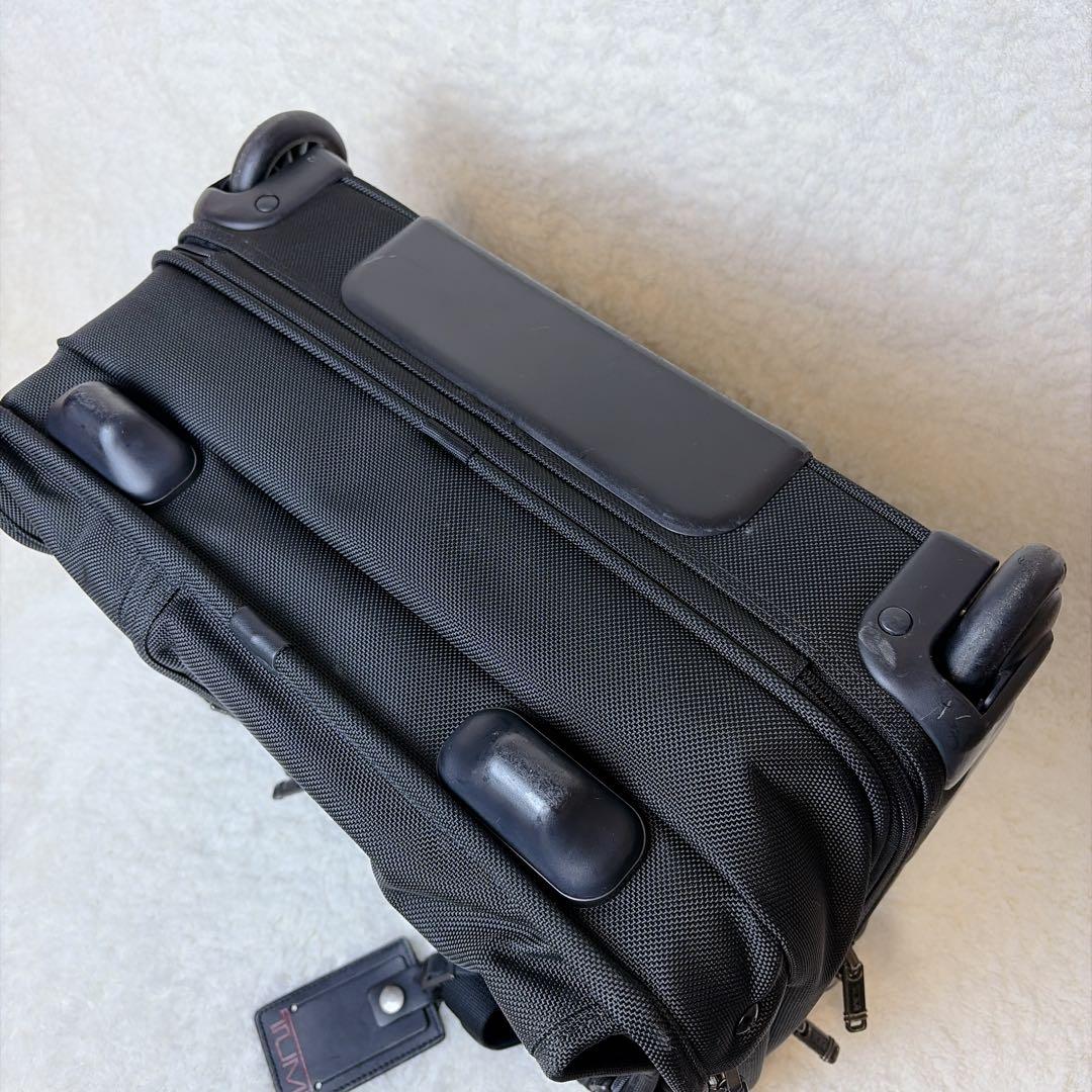【美品】TUMI キャリーケース 2輪 機内持ち込み可 ビジネス 出張 多収納