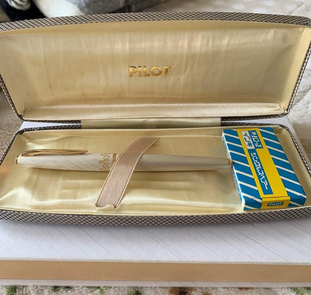 PILOT（パイロット） Lady 万年筆 18K