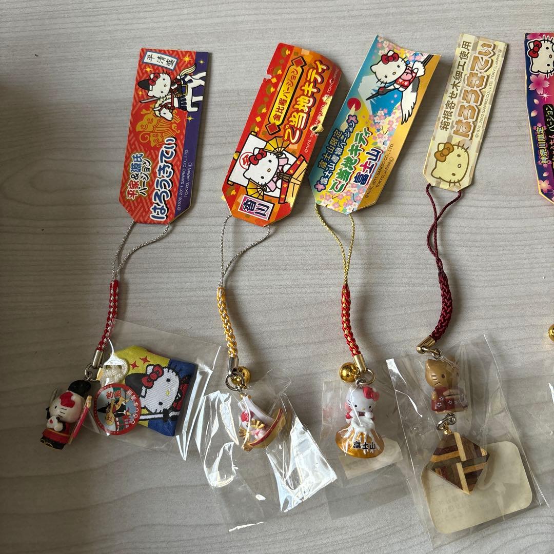 ご当地キティ　根付ストラップ