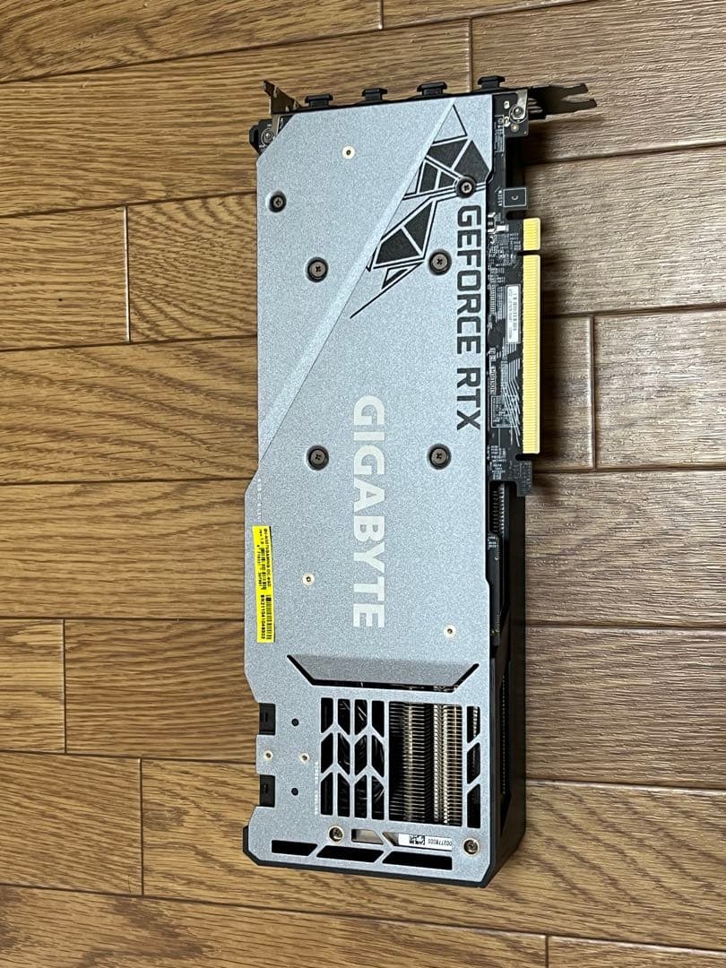 GIGABYTE RTX 3070 グラフィックボード