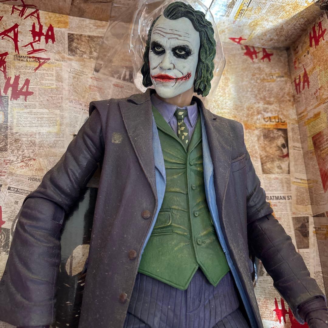 バットマン ダークナイト ジョーカー1/4のビッグスケールアクションフィギュア
