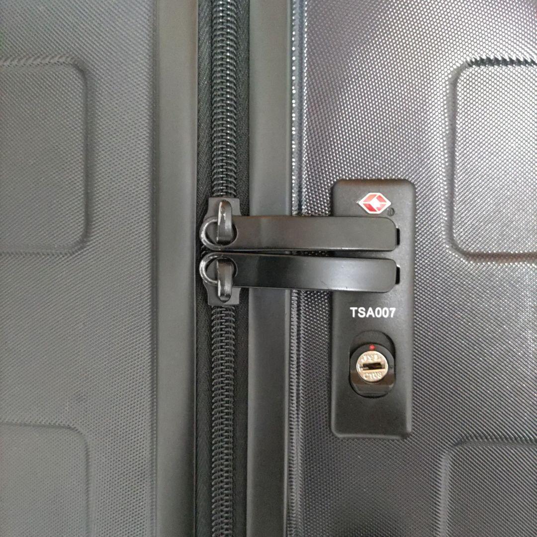 無印ストッパー付きハードキャリー６２Ｌ