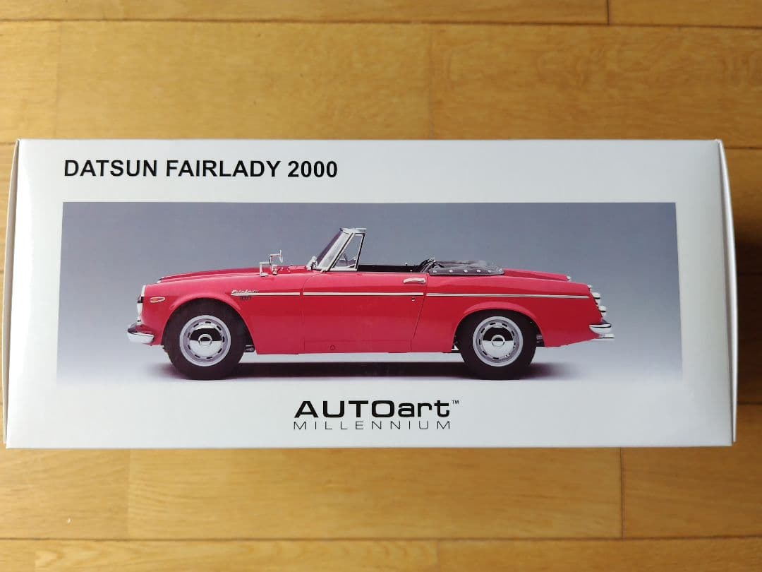 オートアート 1/18「DATSUN FAIRLADY 2000」
